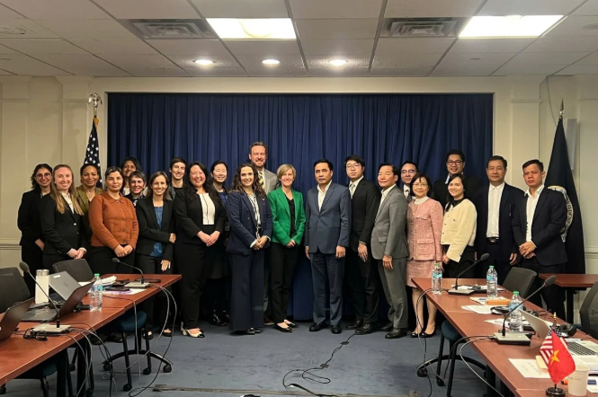 Viet Nam, the U.S. review legal timber management under Section 301
